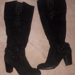Chunky heeled boots
